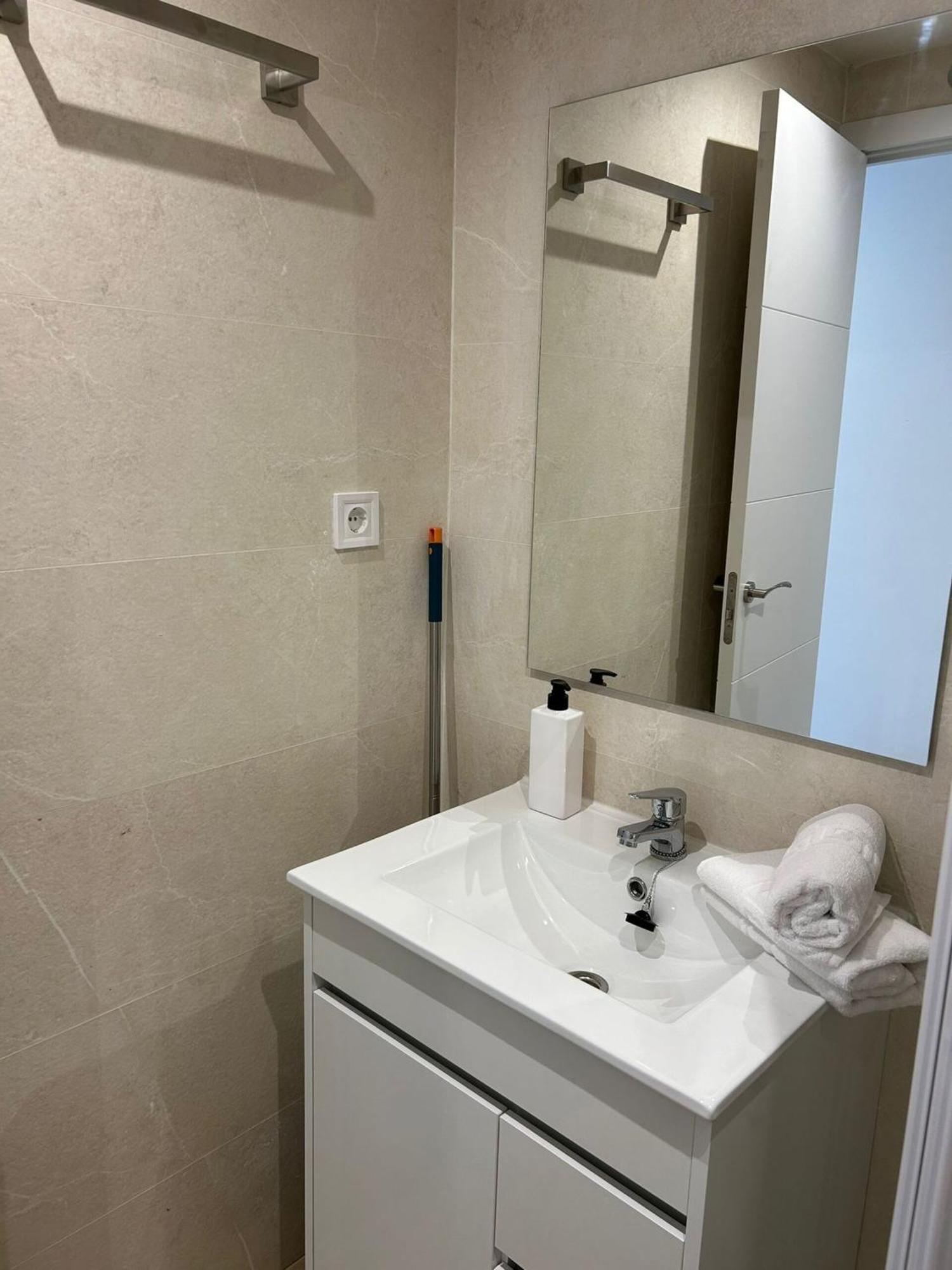 S6 Apartamento Nuevo, Madrid Exterior foto